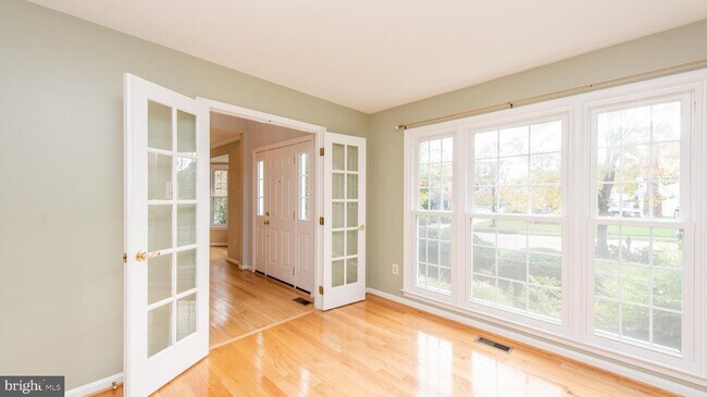 Foto del edificio - 3871 Woodville Ln