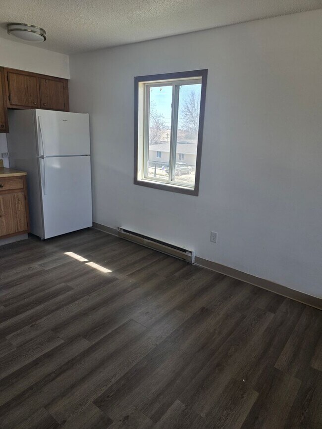 Foto del edificio - 1409 Belle Plaine