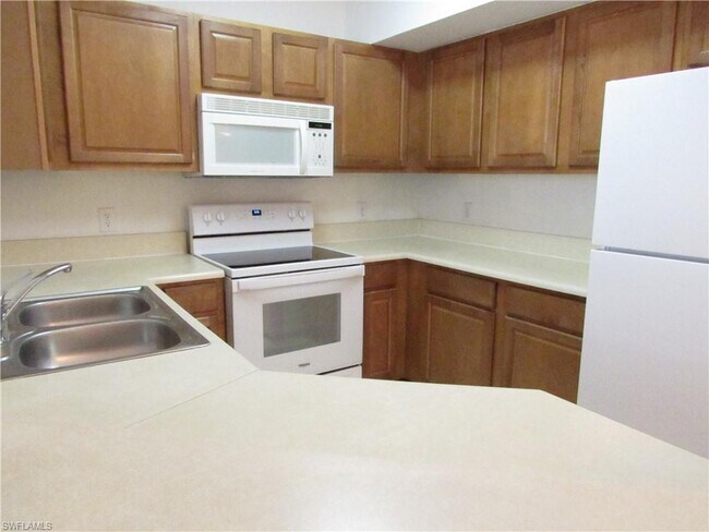 Building Photo - 15585 Ocean Walk Circle