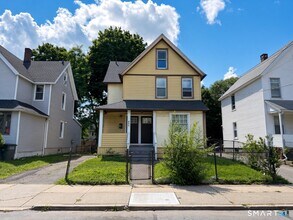 Building Photo - 451 Hollister Ave