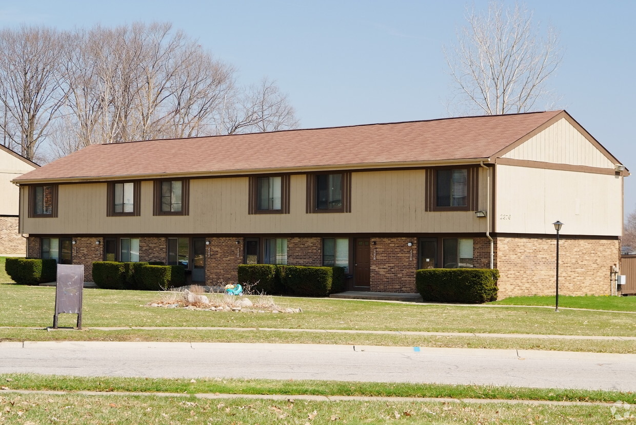 Primary Photo - Echo Valley Townhomes