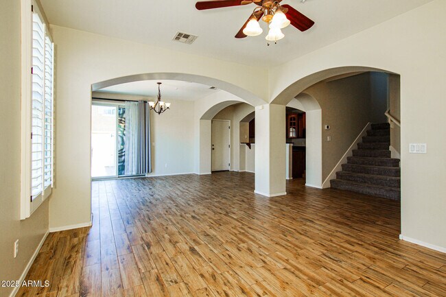 Foto del edificio - 28934 N 124th Ave