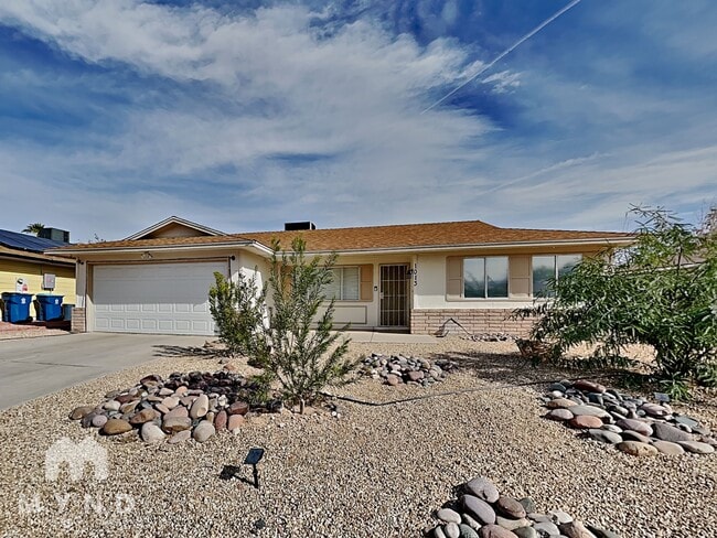 Building Photo - 1013 James Lovell St