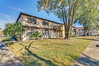 Building Photo - 4907 Lake Ridge Rd