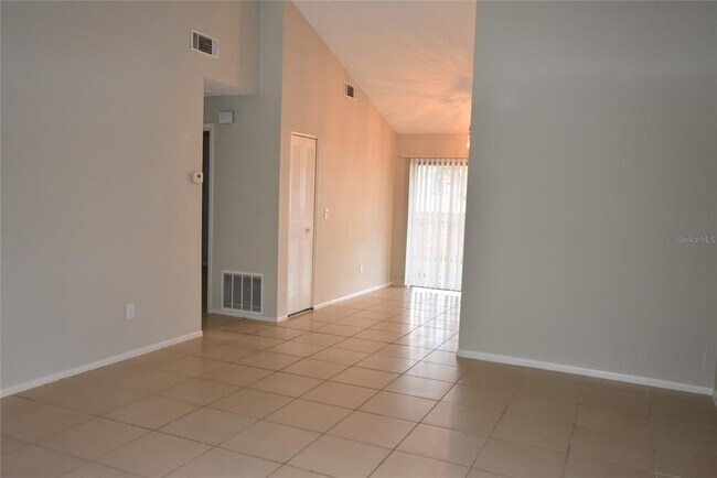 Building Photo - 2416 Alister Ct