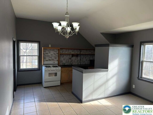 Foto del edificio - 226 Sonny Dr