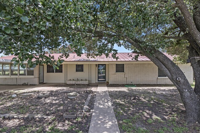 Building Photo - 3897 Zulch Rd