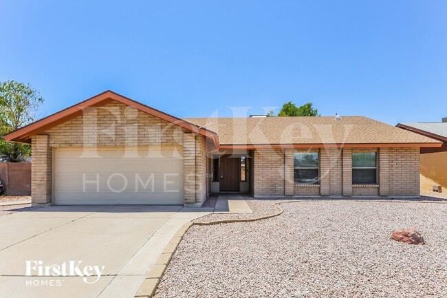 Building Photo - 5203 W Sandra Terrace
