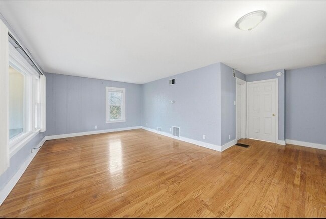 Building Photo - 18335 Sherman St