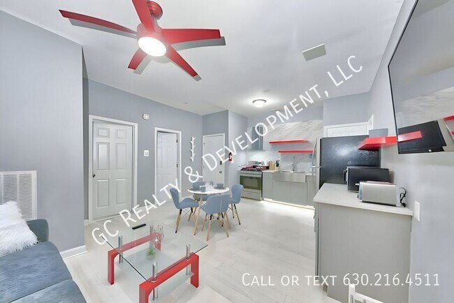 Foto del edificio - 460 W 28th Pl
