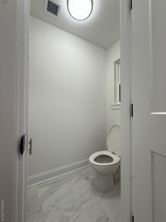 Foto del edificio - 134 Cedar Ln