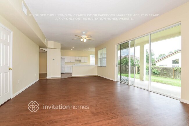 Building Photo - 1205 Lausberg Pl
