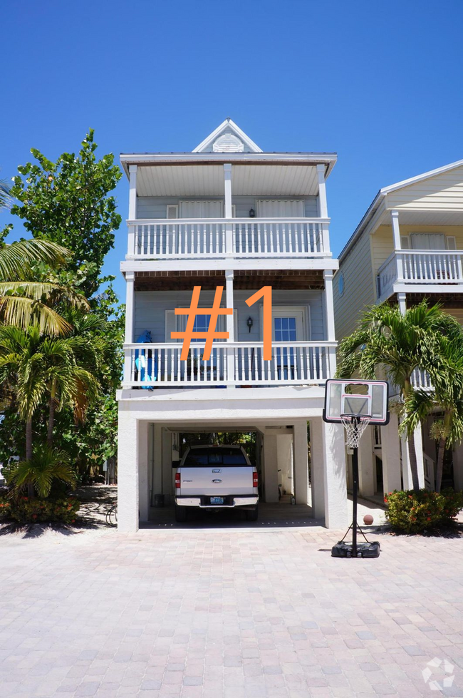 Building Photo - 374 73rd St