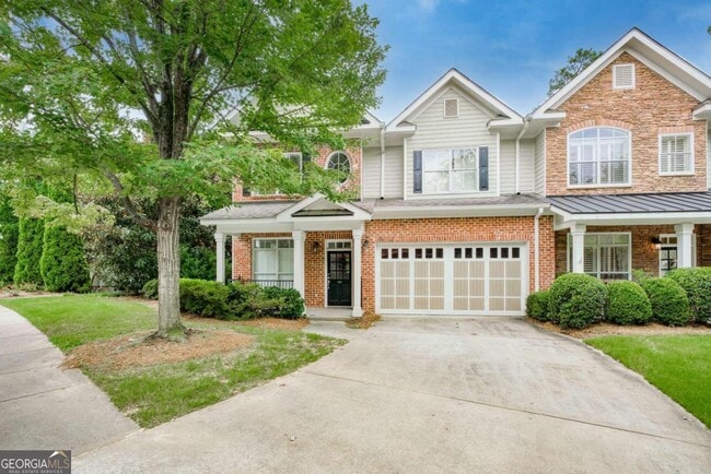 Building Photo - 5453 Glenridge View NE
