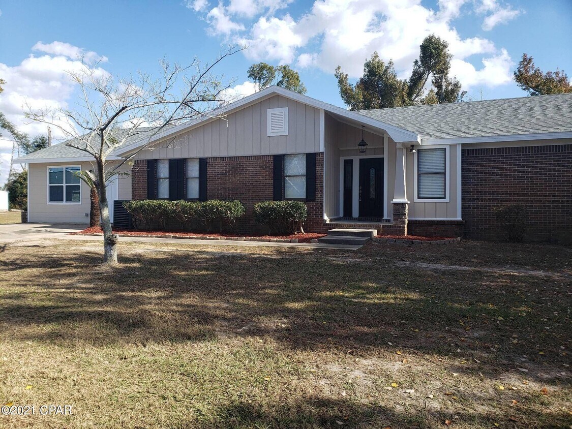 Primary Photo - 3116 Sarasota Ave