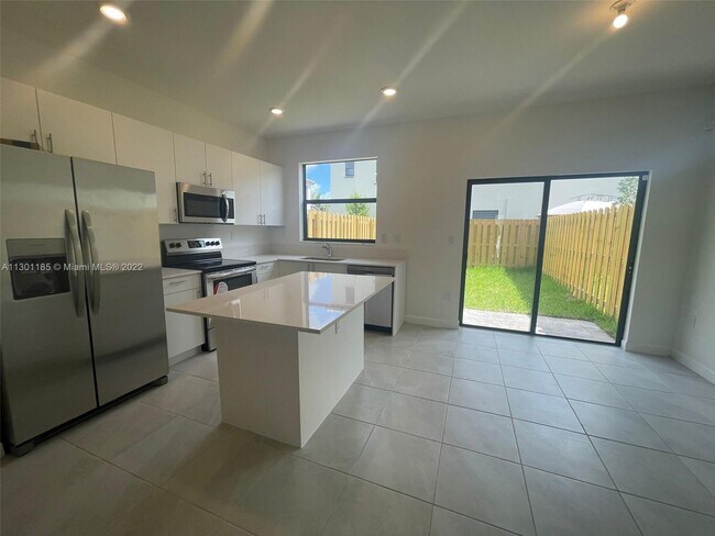 Foto del edificio - 11855 SW 246 Terrace