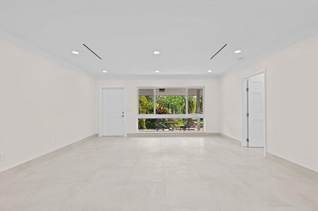 Building Photo - Southeast 7th Avenue, Pompano Beach, FL 33060 - 3 BR 3 BA house