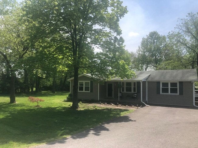Building Photo - 601 Caldwell Dr
