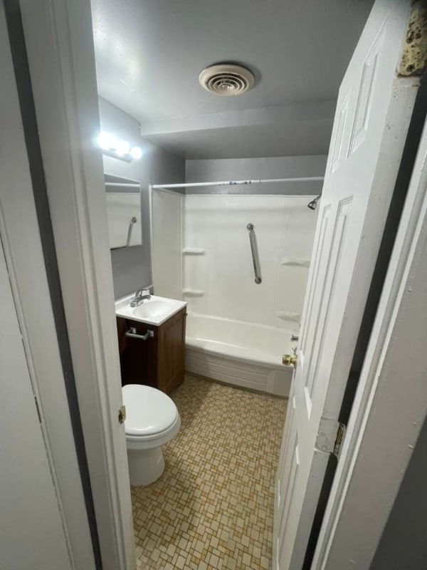 Photo - 15112 Euclid Ave Apartment