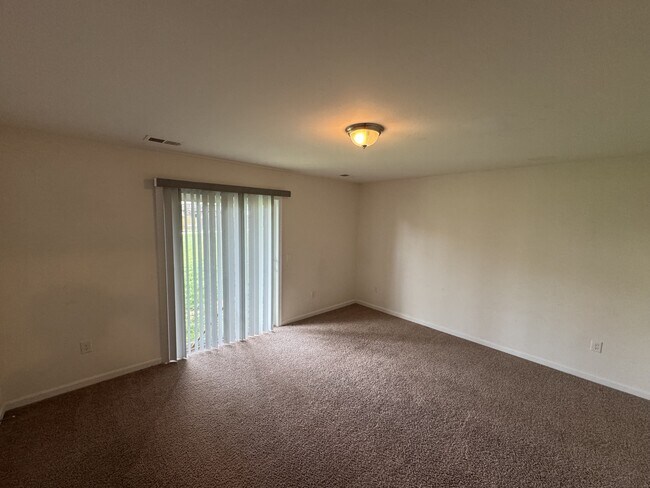 Foto del edificio - 172 Drexel Ct