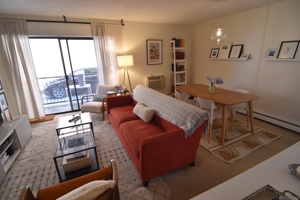 Foto principal - 24 Highland Ave