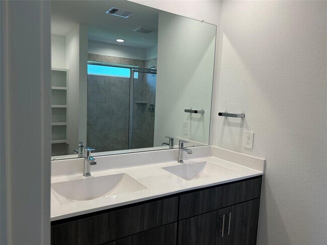 Building Photo - 2832 Willow Gulch Way