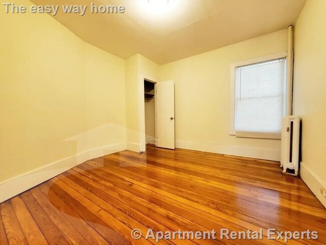 Photo - 132.5 Oxford St Unit #2 Apartment