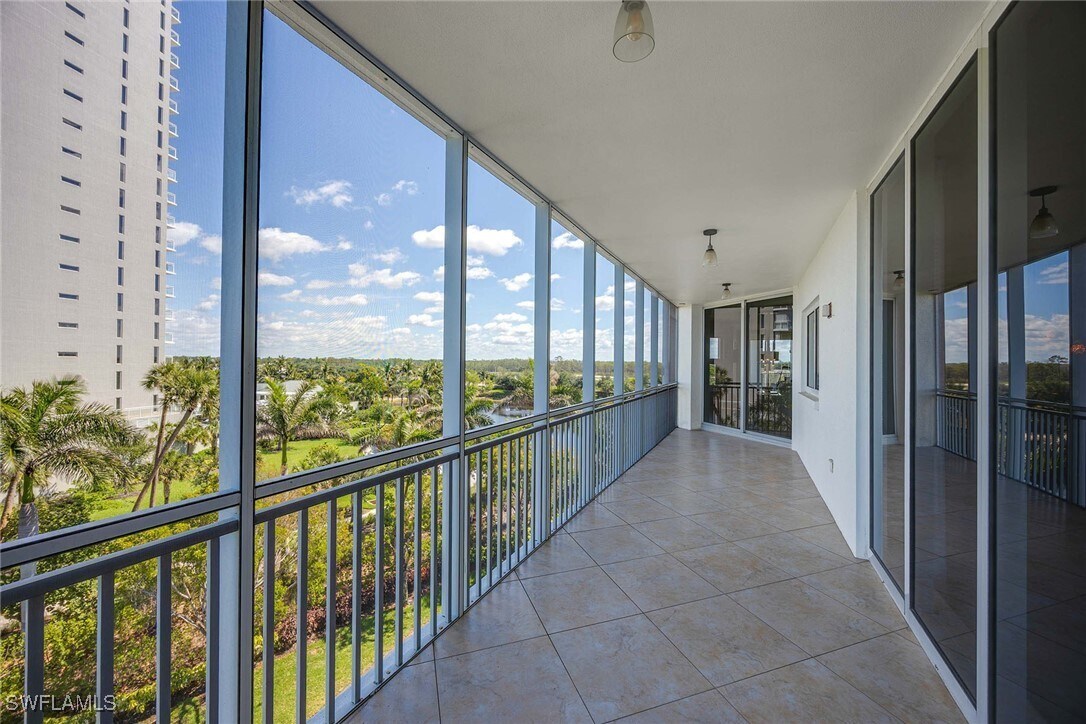 Building Photo - 13675 Vanderbilt Dr