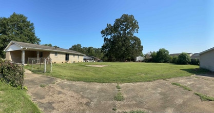 Building Photo - 63 Bellview Dr