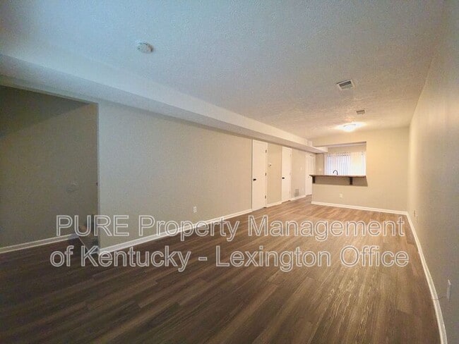 Foto del edificio - 2853 Snow Rd