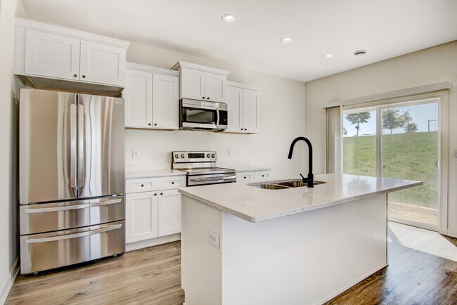 Building Photo - 2562 Dawes Place