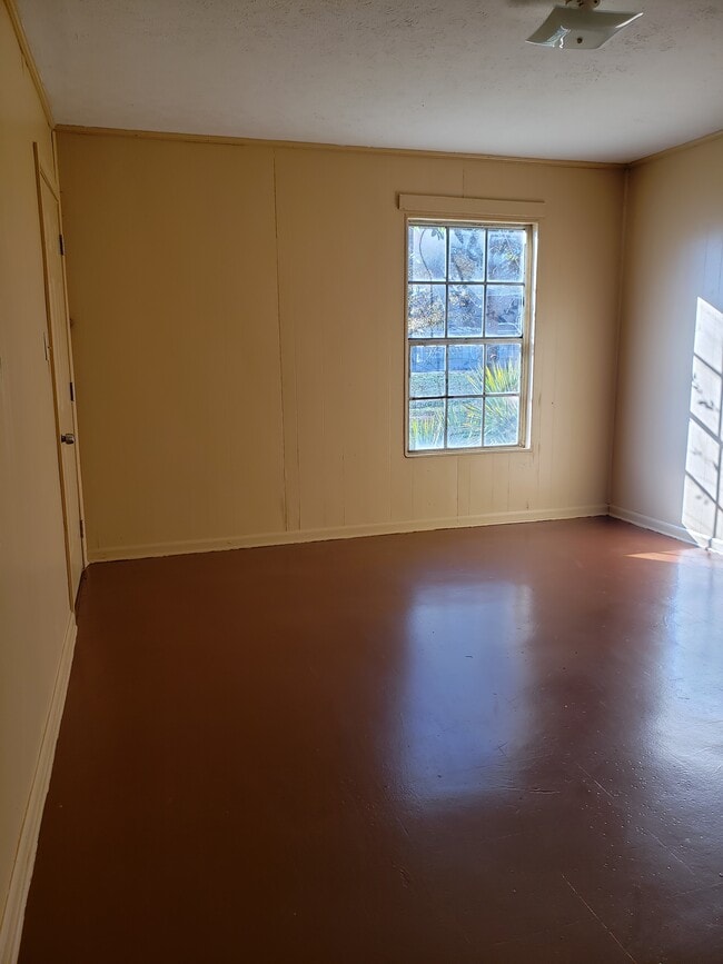 Foto del edificio - 623 E Solomon St