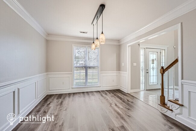 Building Photo - 3602 Cedar Springs Drive Southwest