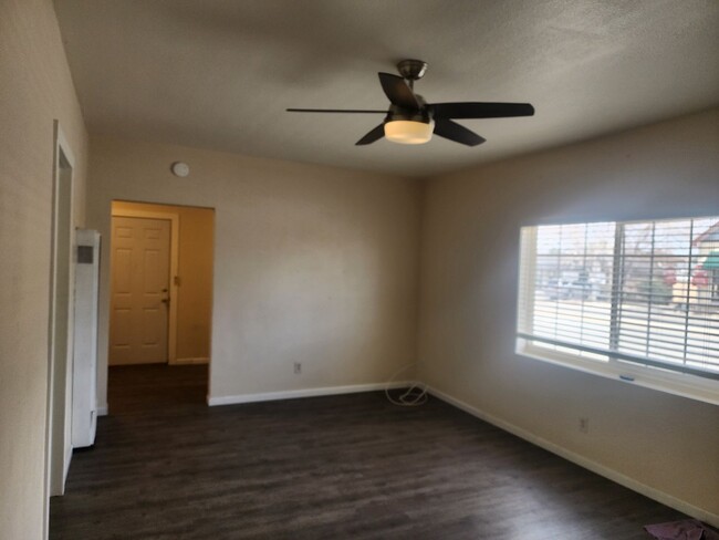 Building Photo - 151