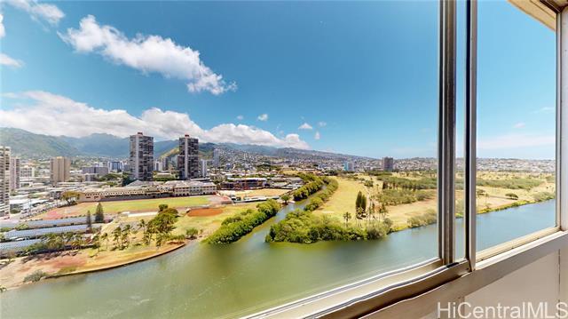 Building Photo - 2211 Ala Wai Blvd