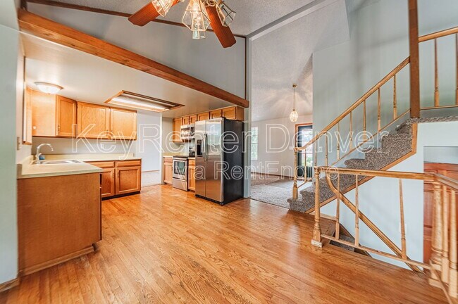 Foto del edificio - 16565 E Girard Ave