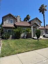 Building Photo - 1350 Ingrid Dr