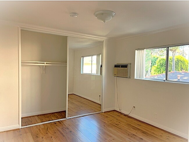 Building Photo - 1616 Armacost Ave