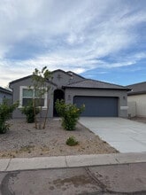 Building Photo - 9816 Hay Loft Dr