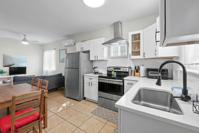 Foto del edificio - 4603 Lennox Dr