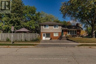 Building Photo - 723 Hyde Rd