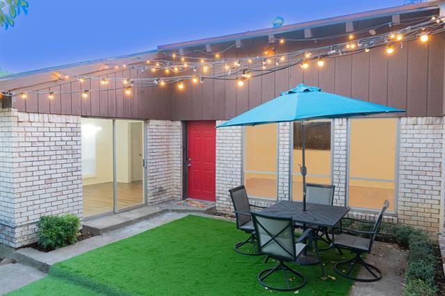 Building Photo - 13351 Kit Ln