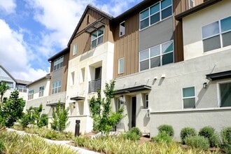 Building Photo - 11035 Serene Dr