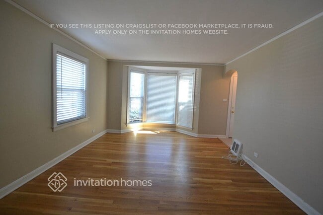 Foto del edificio - 5158 N Mulligan Ave