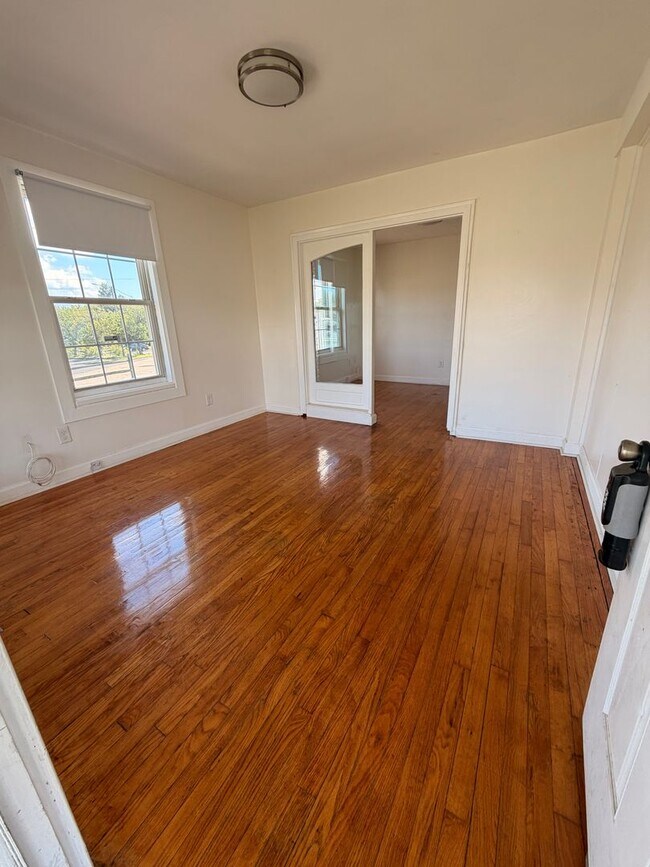 Building Photo - 285 Warrenton Rd