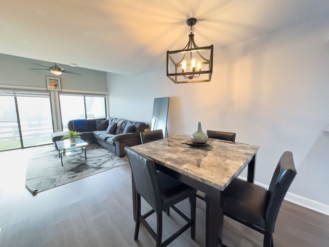 Building Photo - Somerset Village #1680