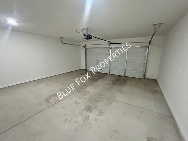 Building Photo - 6973 W Jadewood Ln
