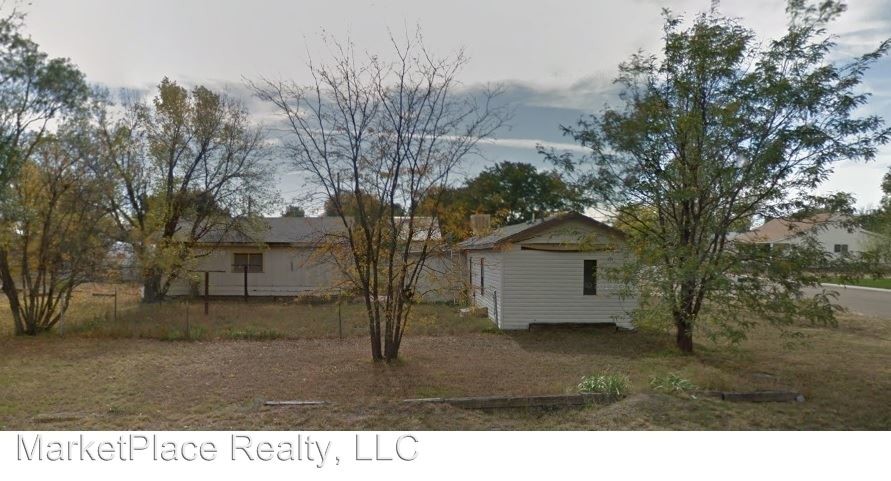 Building Photo - 722 Pawnee Ave