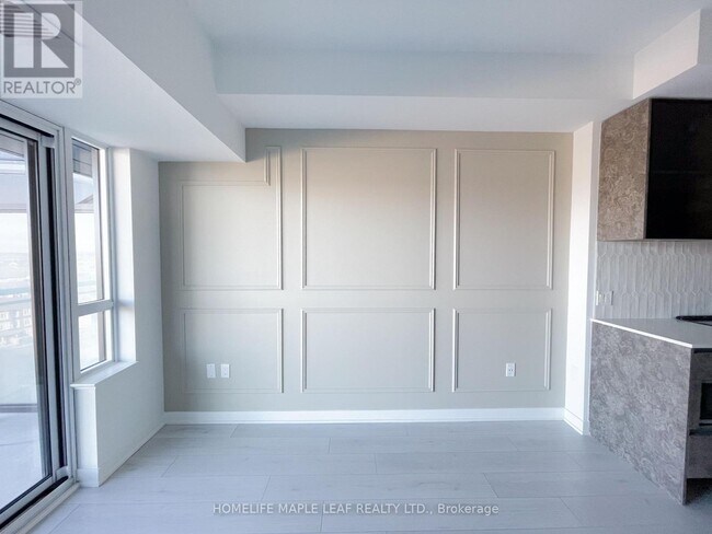 Photo du bâtiment - 395 Dundas St W