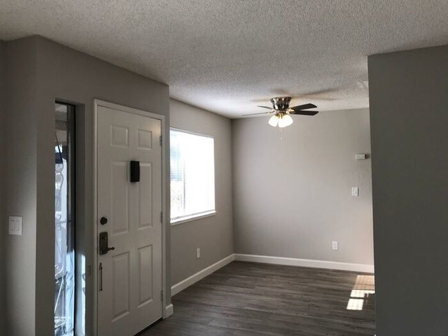 Foto del edificio - 3430 San Pablo Dam Rd